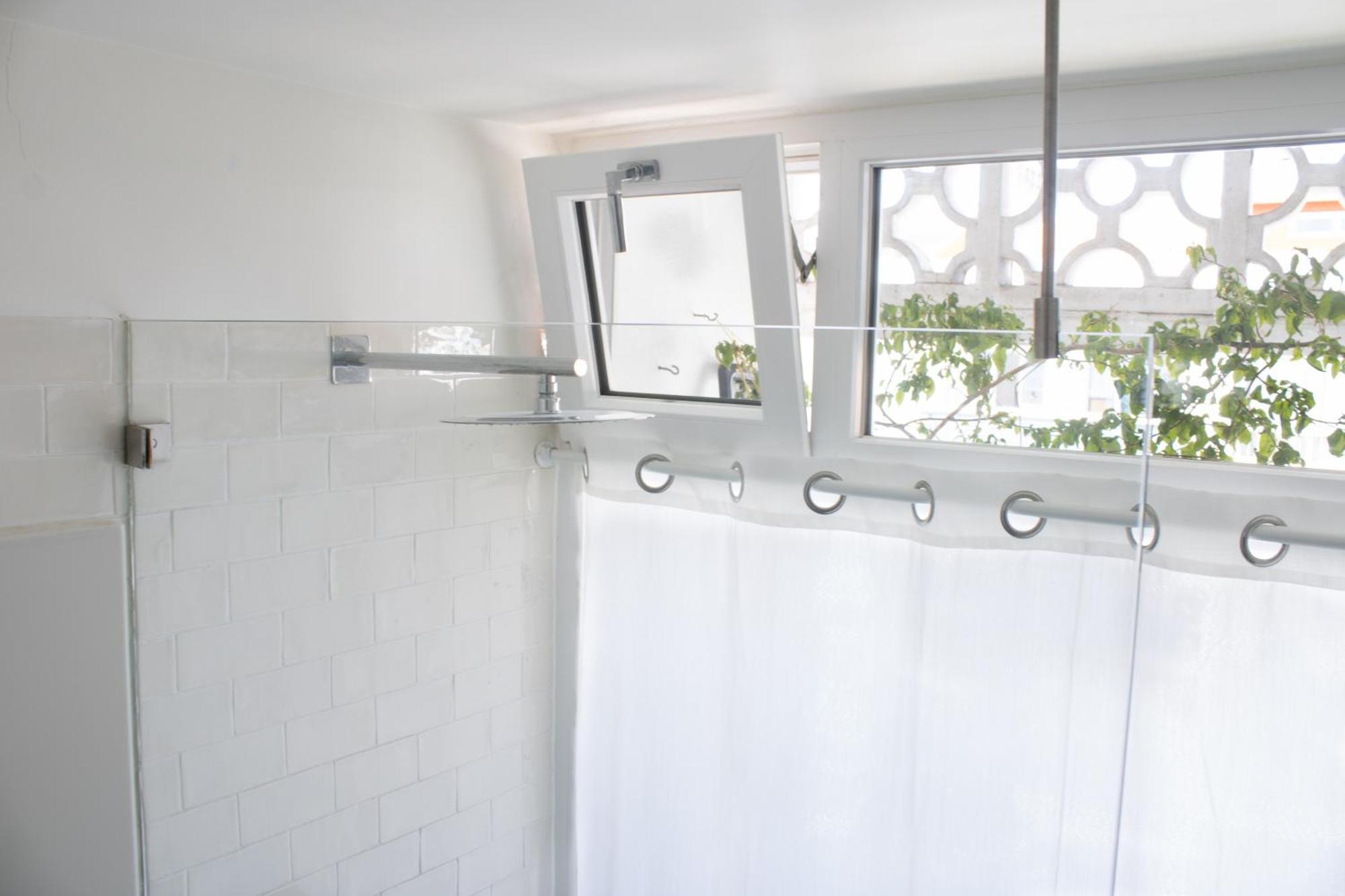 Avec Salle De Bain Privee Et Balcon Vegetal A Lisbonne Amoreiras Alojamento de Acomodação e Pequeno-almoço Lisboa