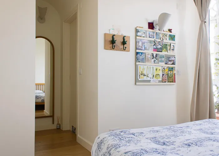 Chambre Avec Salle De Bain Privee Et Balcon Vegetal A Lisbonne Amoreiras